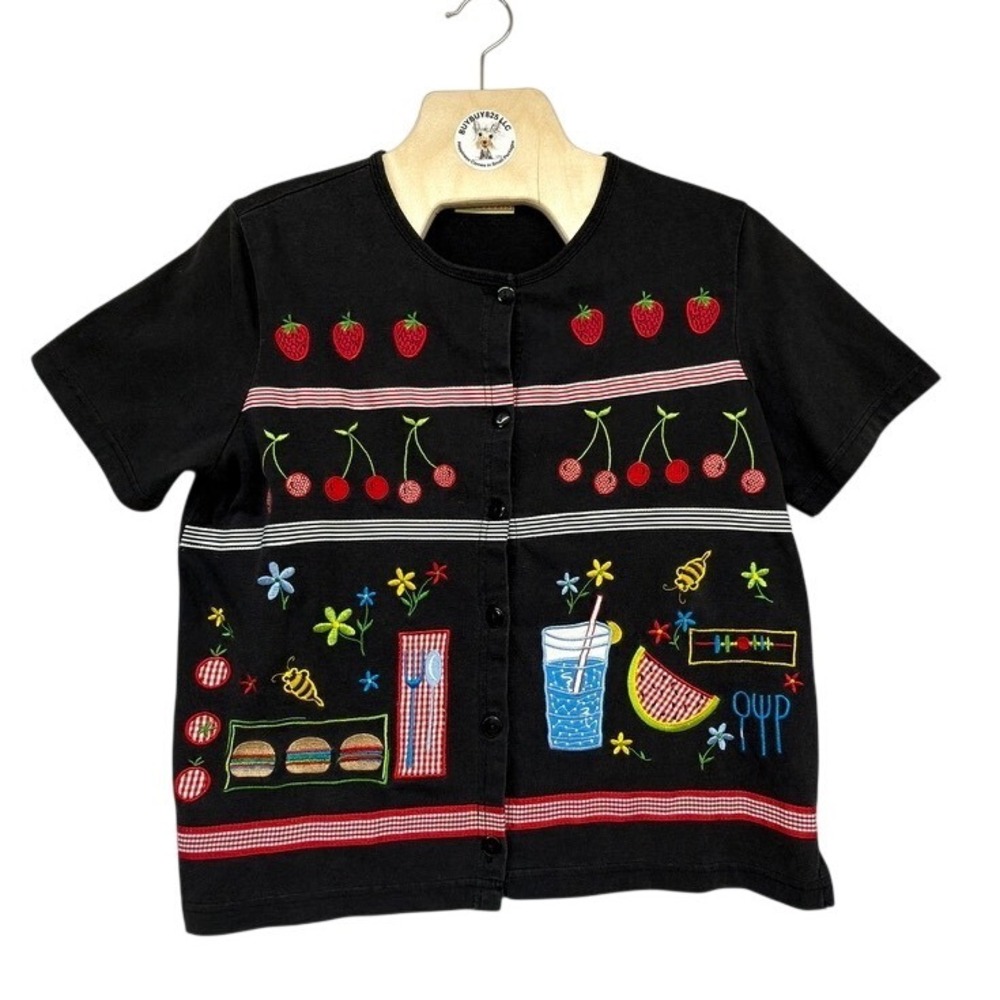 Onque Casuals Embroidered Picnic Shirt Women's M Novelty Fruit Button Top